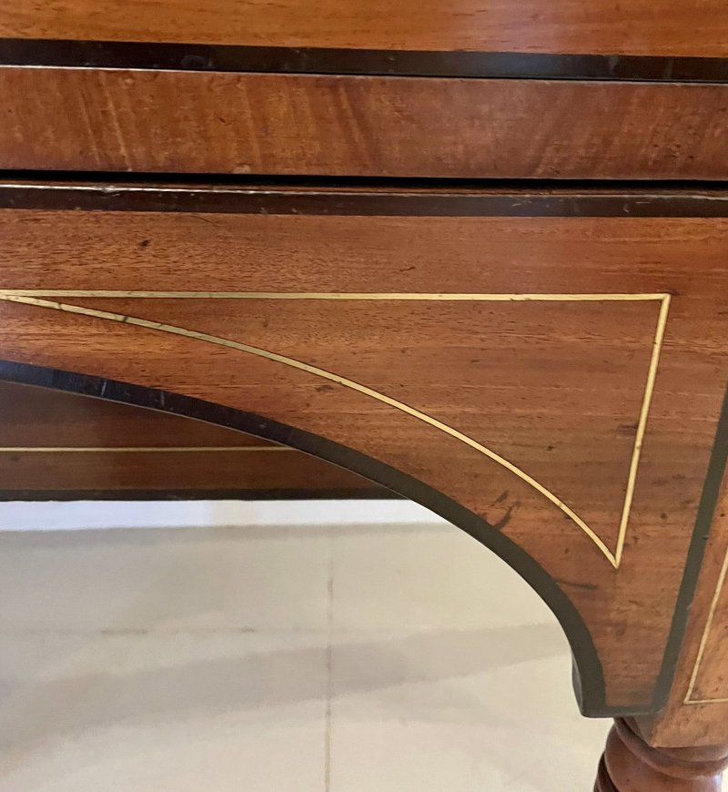 Fine Quality Antique Regency Brass Inlaid Mahogany Breakfront Sideboard - Image 9